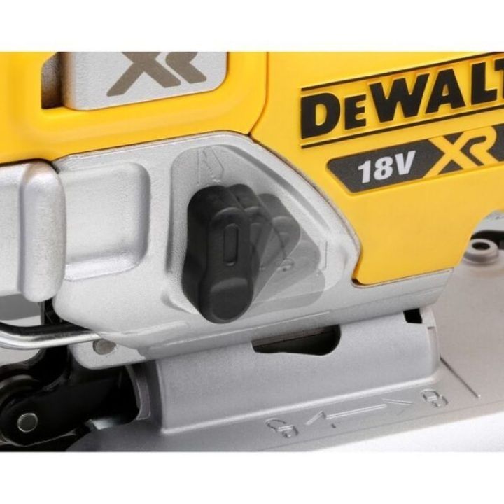 Akumuliatorinis siaurapjūklis DeWALT, 18 V, juodas, geltonas ir sidabrinis