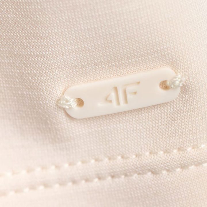 Moteriški laisvo kirpimo marškinėliai 4F, kreminiai