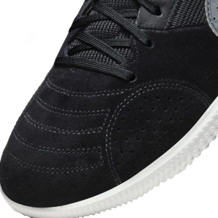 Vyriški salės futbolo bateliai Nike Streetgato, juodi