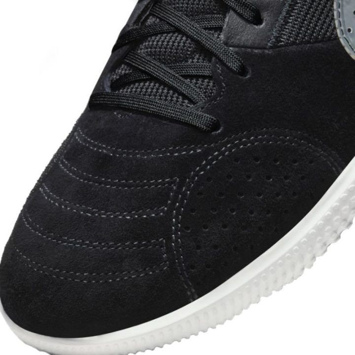 Vyriški salės futbolo bateliai Nike Streetgato, juodi