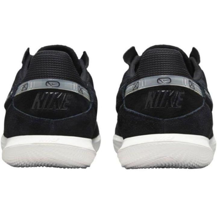 Vyriški salės futbolo bateliai Nike Streetgato, juodi