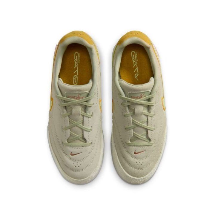Vaikiški futbolo bateliai salei Nike Tiempo Streetgato LE