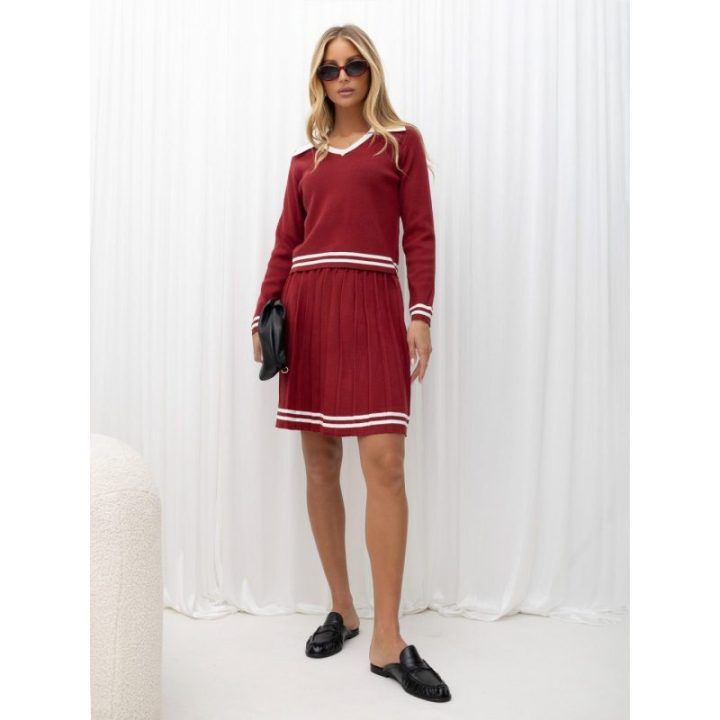 Moteriškas megztinio ir sijono komplektas su polo apykakle Italy Moda, bordo