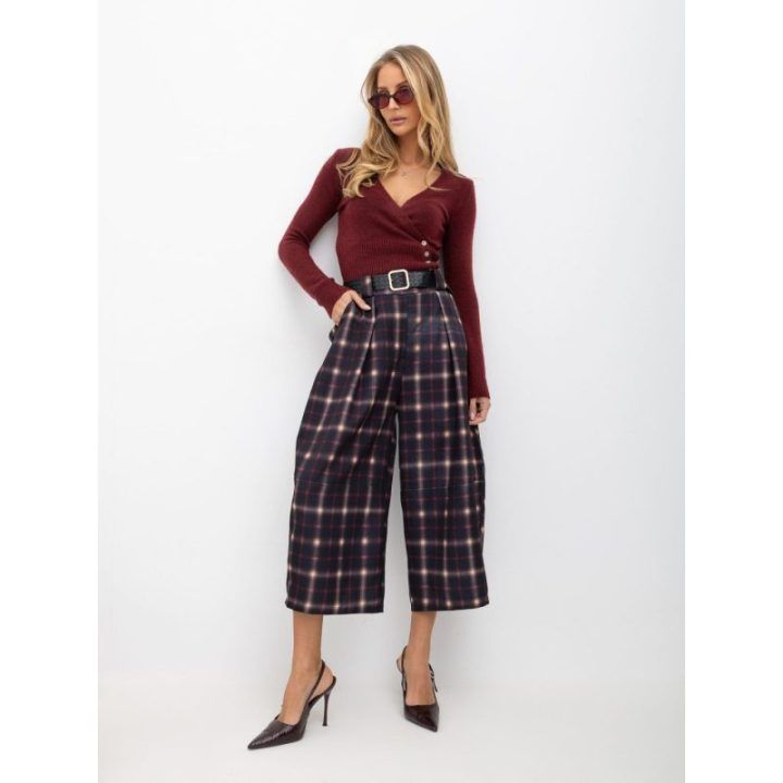Moteriškas apgaubiamo kirpimo megztinis Italy Moda, bordo