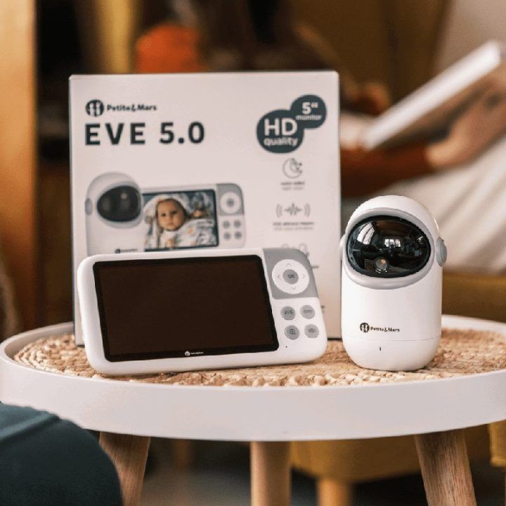 Vaizdo auklė su 5 colių ekranu Petite&Mars Eve 5.0