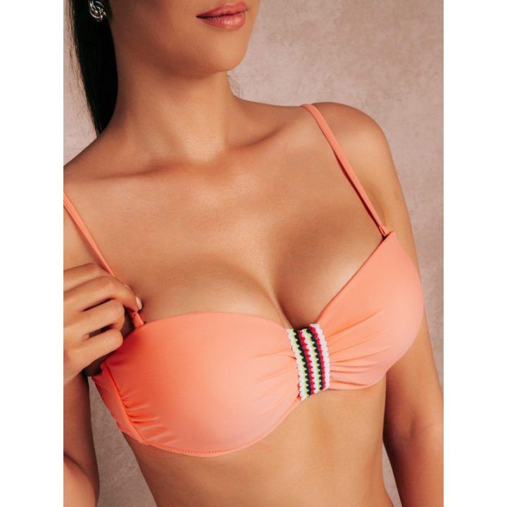 Dviejų dalių bikinis su paminkštintais kaušeliais, persikinis