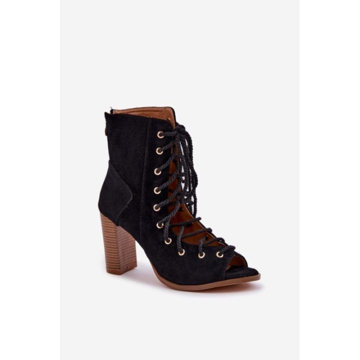 Moteriškos basutės su storu kulnu Step In Style, juodos, 13 cm